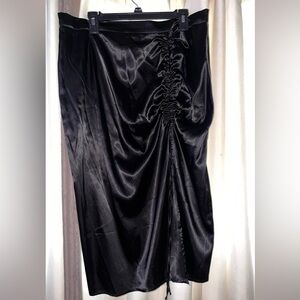 SHEIN Black Ruched Satin Skirt